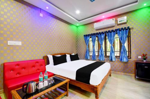 Hotel Lavish Inn,,3 star