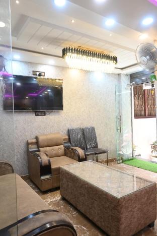 divya paying guest house