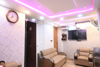 divya paying guest house