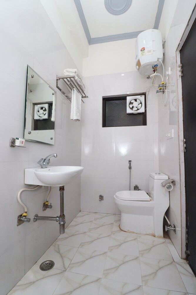 villa vistosa gomti nagar