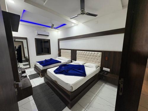 Shere Punjab Hotel & Restaurant,,3 star