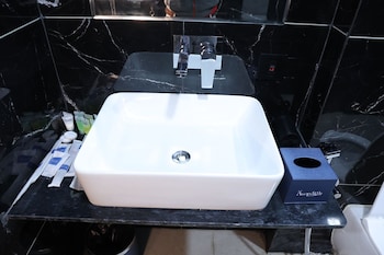 lords studio inn jamnagar