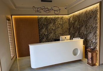 lords studio inn jamnagar