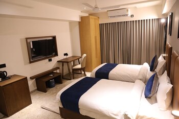 lords studio inn jamnagar