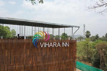 vihara inn