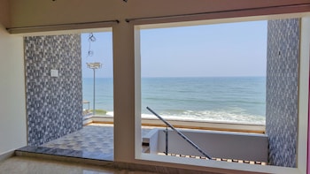 tere mere beach hotel pondicherry