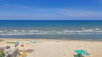 tere mere beach hotel pondicherry