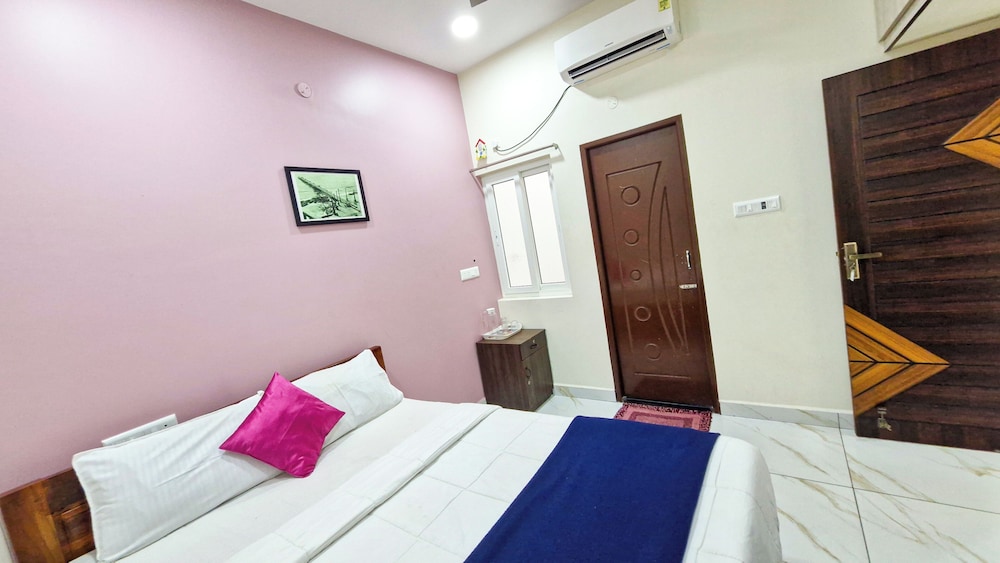 tere mere beach hotel pondicherry