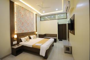 vl patil stays and banquets