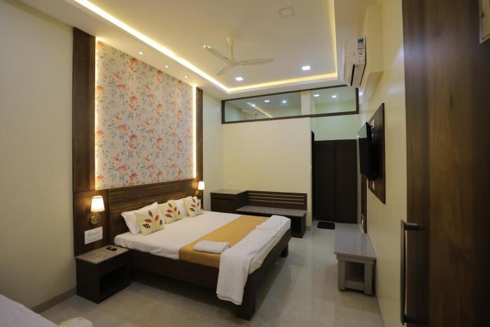 vl patil stays and banquets