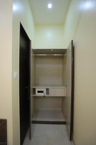 vl patil stays and banquets