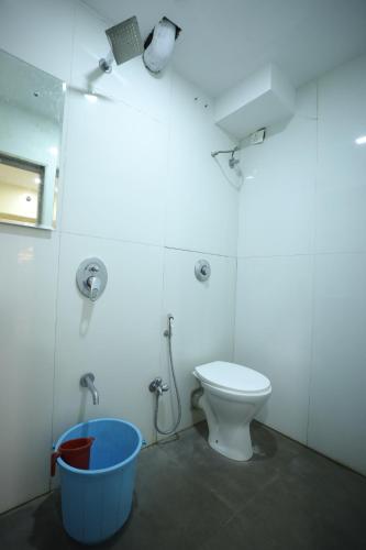 vl patil stays and banquets