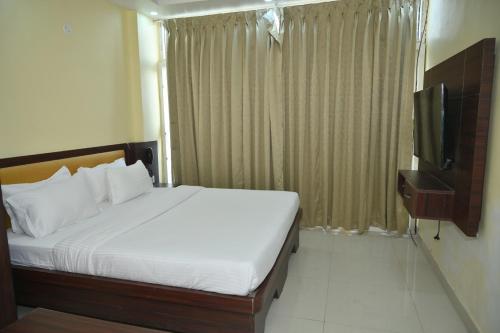 Hotel Shantam Regency,,3 star