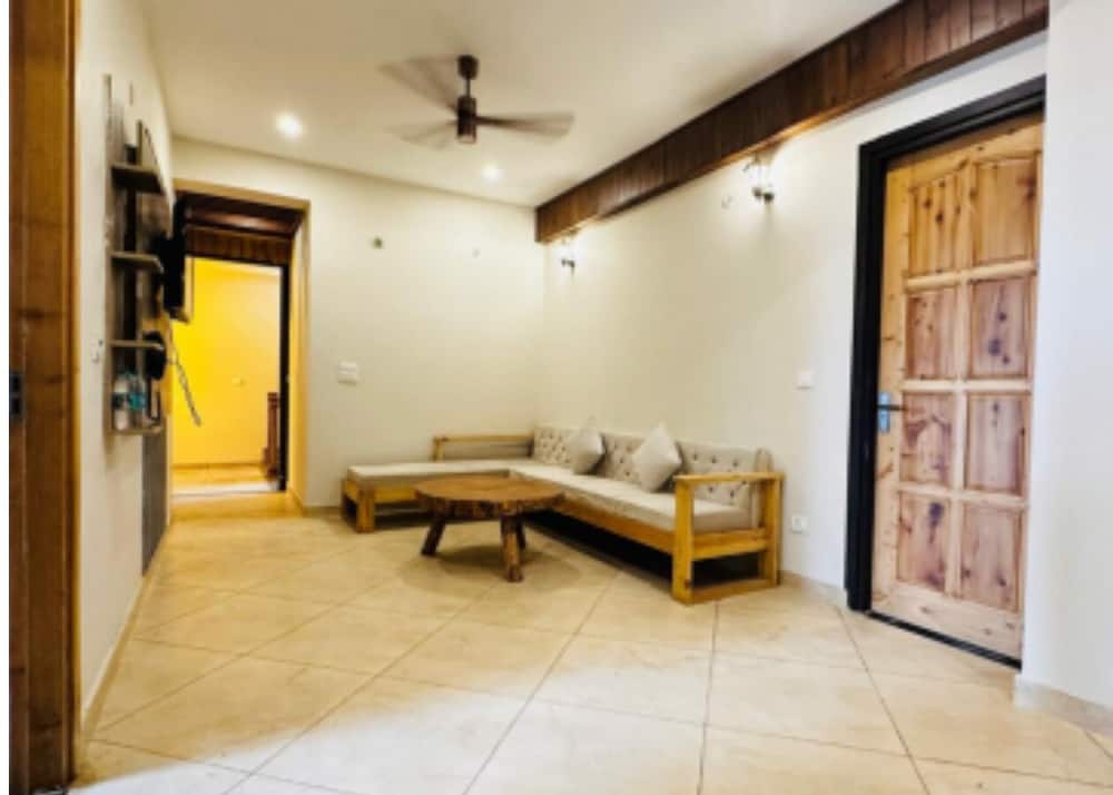 landour wood house