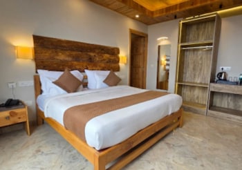 landour wood house