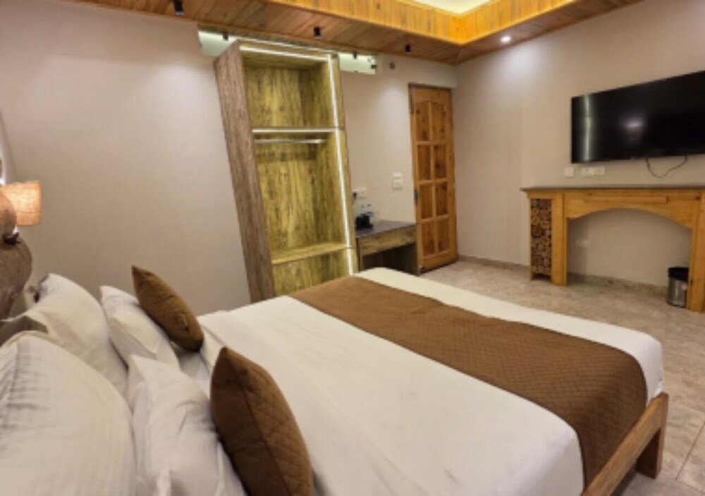 landour wood house