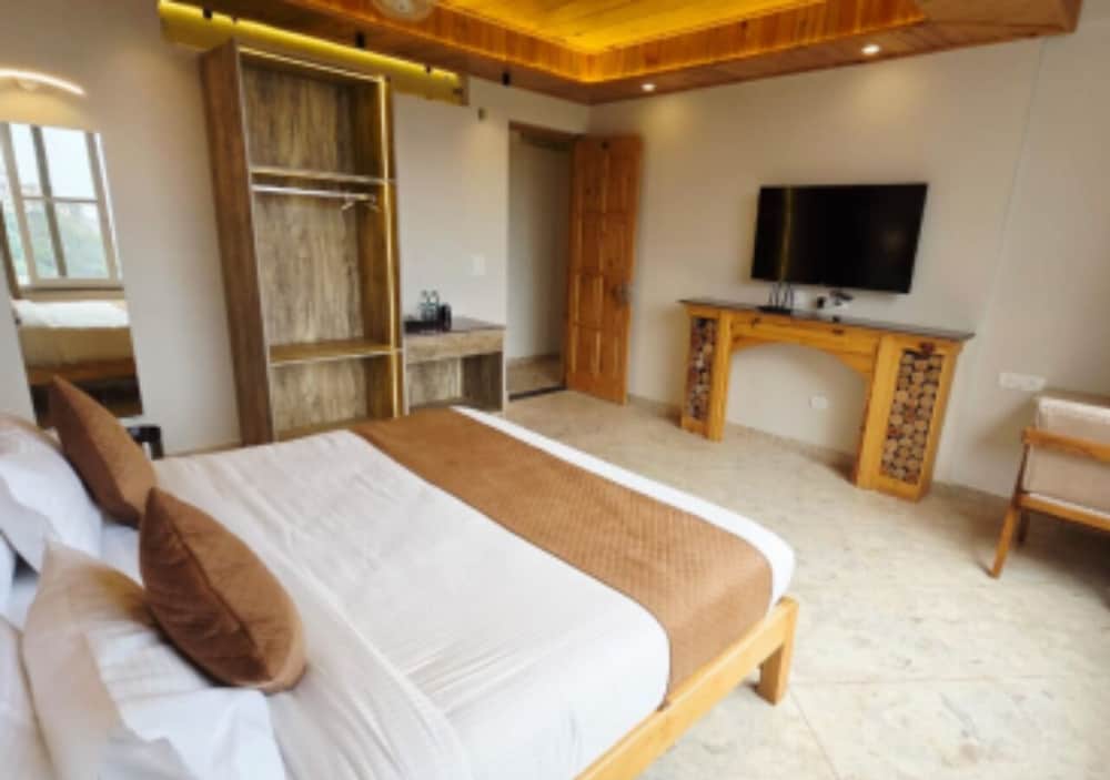 landour wood house