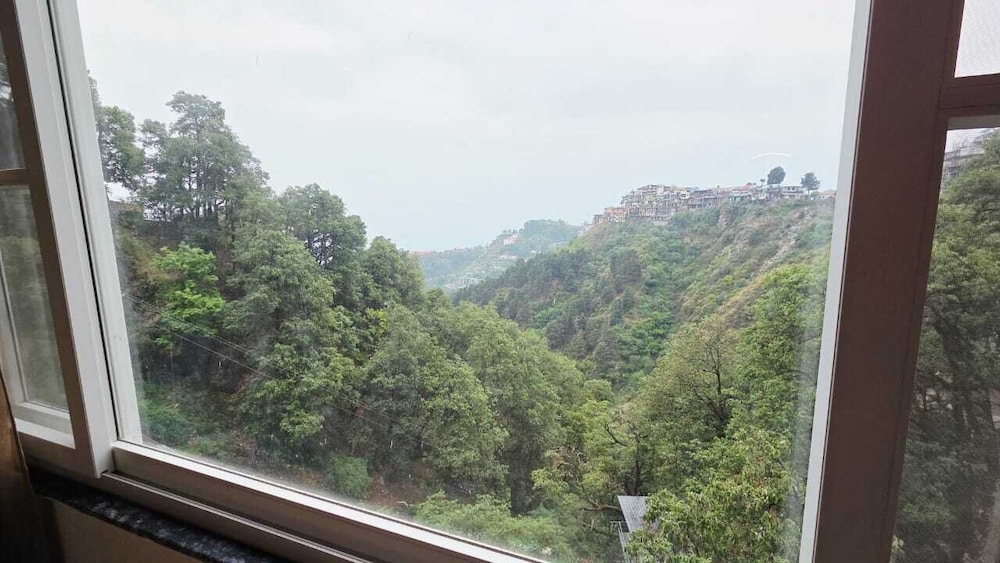 landour wood house