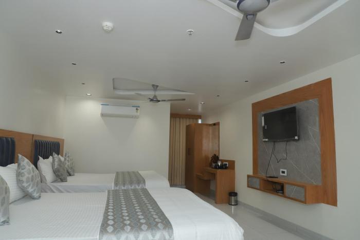 hotel bhagyalaxmi luxury inn