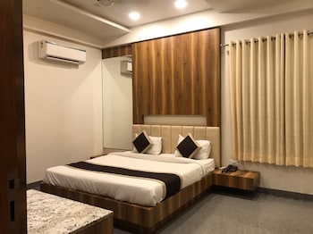 divya hotel and restaurant