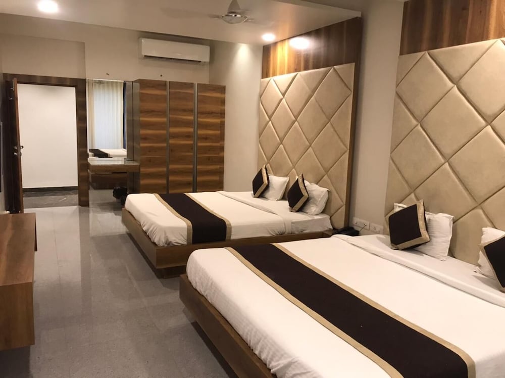 divya hotel and restaurant