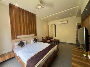 divya hotel and restaurant