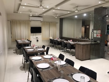 divya hotel and restaurant