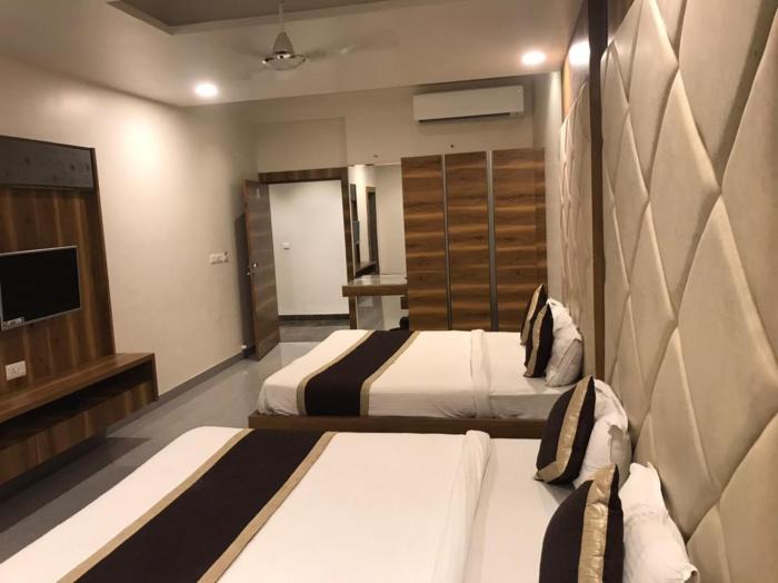 divya hotel and restaurant