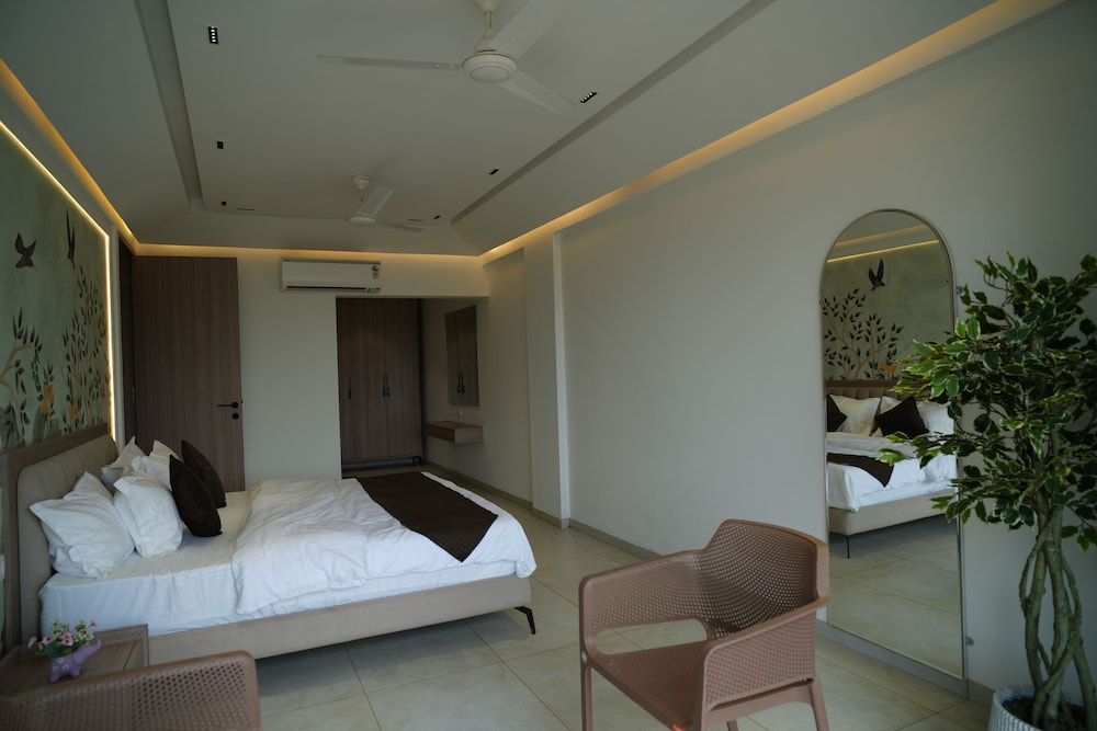 tara sitara luxury villas
