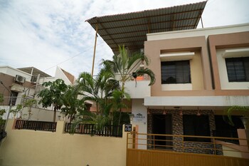 tara sitara luxury villas
