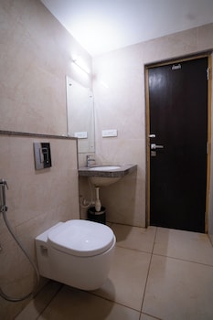 hotel supriya international sirsi