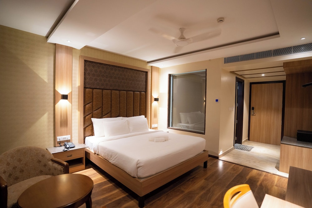 hotel supriya international sirsi