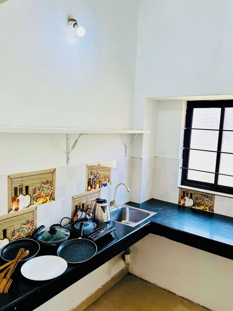 varkala escape resort