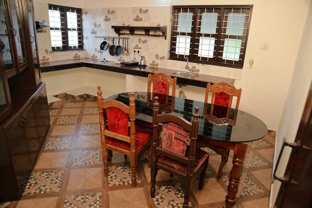 varkala escape resort