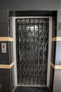 hotel vaishnavi classic