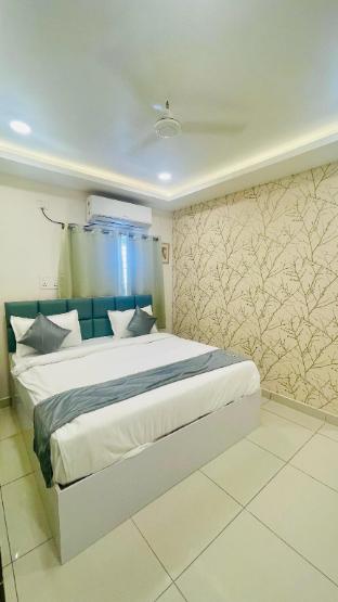 hotel vistaara grand
