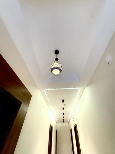 Hotel Ganga Palace,,2 star