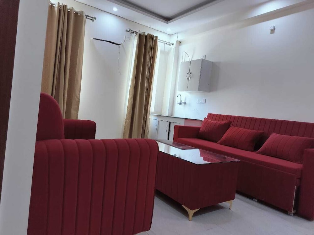 hotel bindram palace