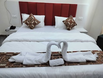hotel bindram palace
