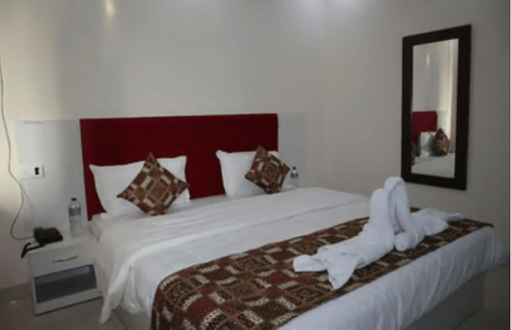 hotel bindram palace