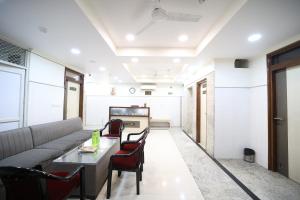 Hari Haran Prestige,,2 star