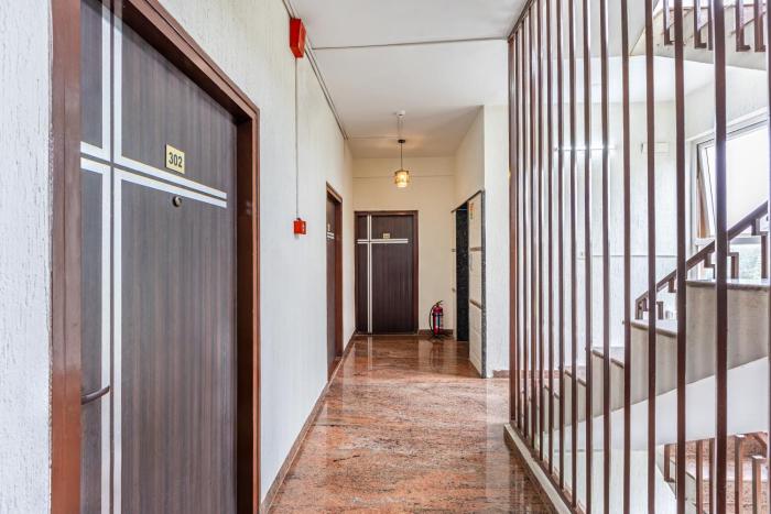 hotel acacia yelahanka