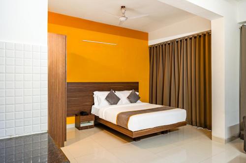 hotel acacia yelahanka