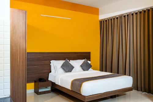 hotel acacia yelahanka