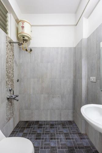 hotel acacia yelahanka