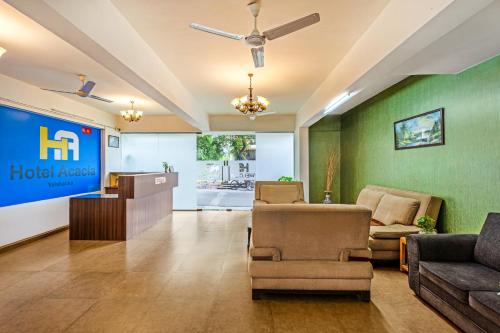 hotel acacia yelahanka