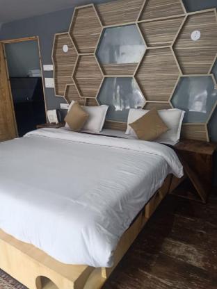 varindavan hotel and restaurant