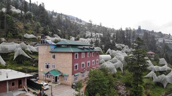 varindavan hotel and restaurant