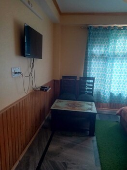 varindavan hotel and restaurant