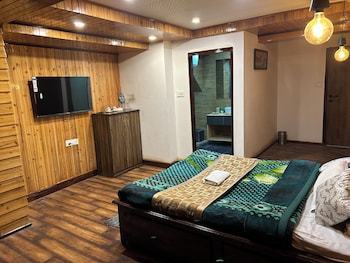 the rooftop by darjeeling